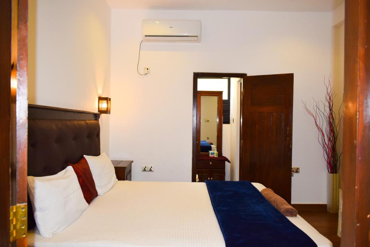 ALFFA Guest inn Trincomalee Extérieur photo